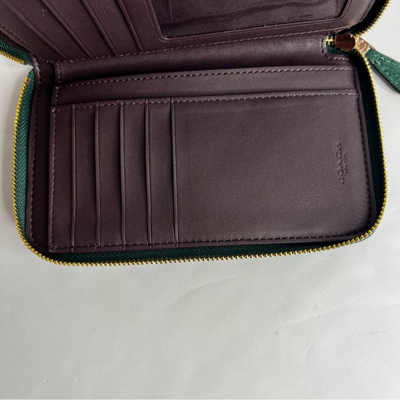 Coach Women’s Pebbled Leather Long Zip Around Wallet Emerald Green Maroon Int. - Picture 7 of 9
